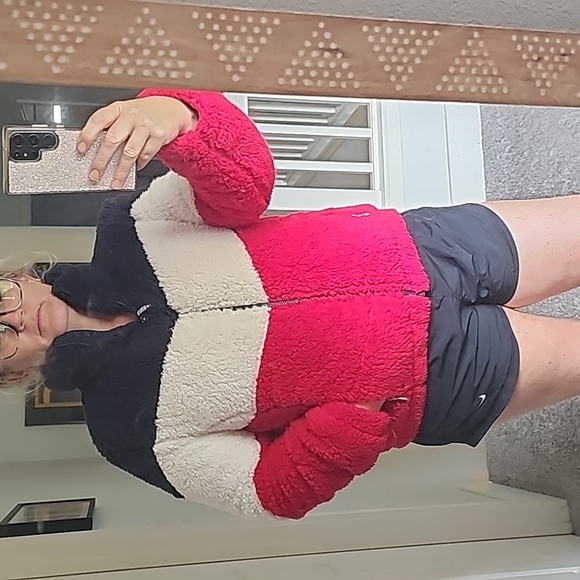 STUNNING TOMMY HILFIGER CHEVRON  BLOCK SHERPA JACKET - Picture 3 of 13